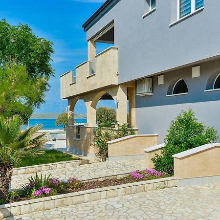 Apartments Mavracic Vir Kültér fotó