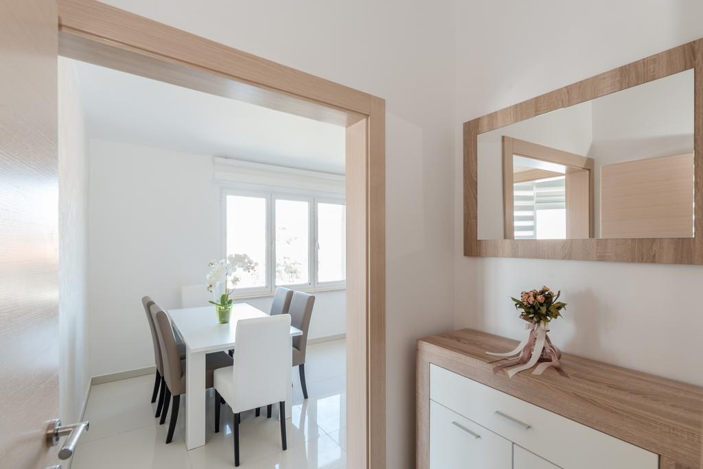 Apartments Mavracic Vir Kültér fotó