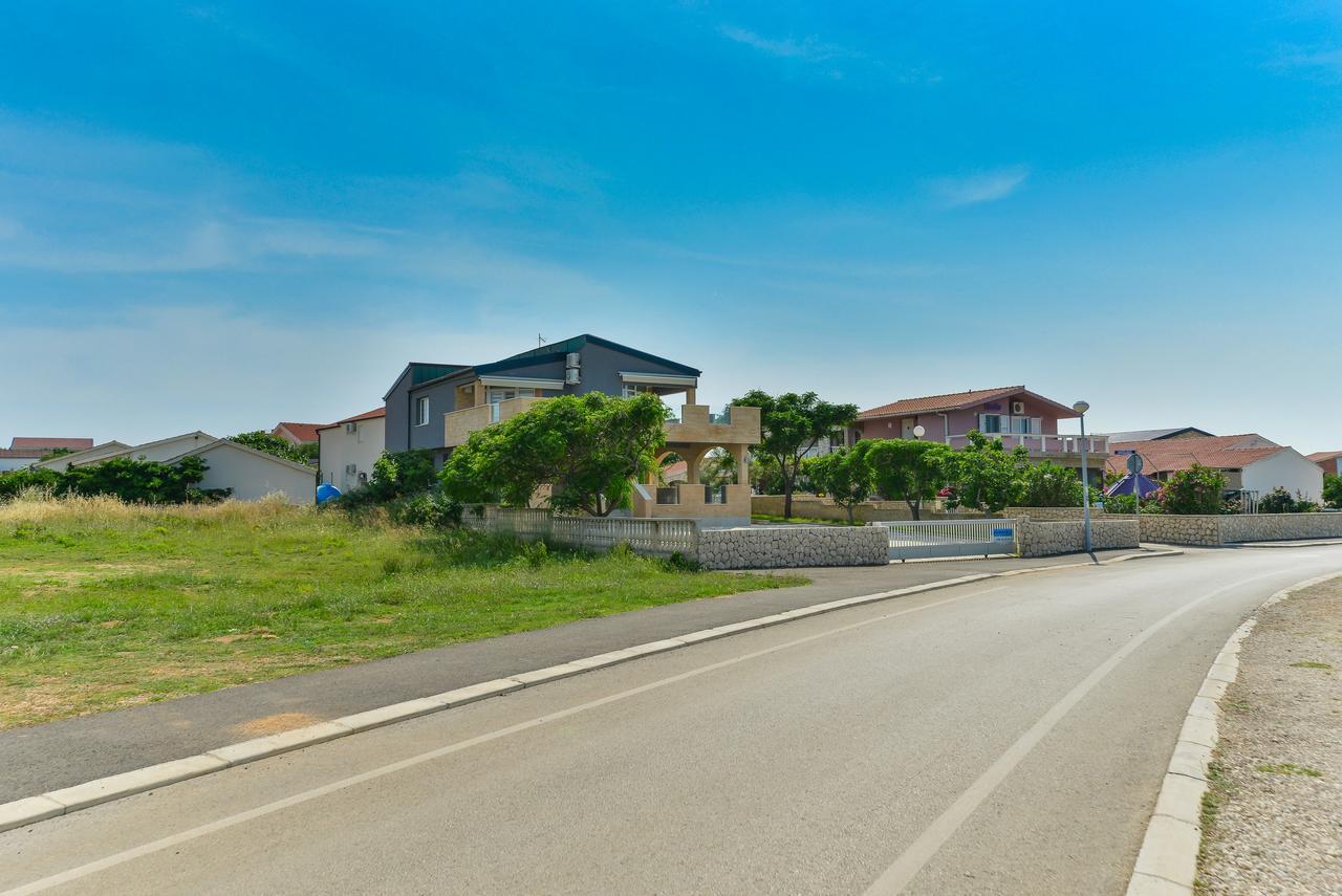Apartments Mavracic Vir Kültér fotó